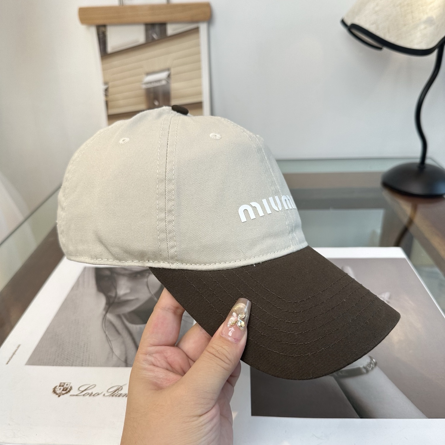 谬谬miumiu 原单 新款棒球帽，正品开模订制，原版做工细致质量超赞！