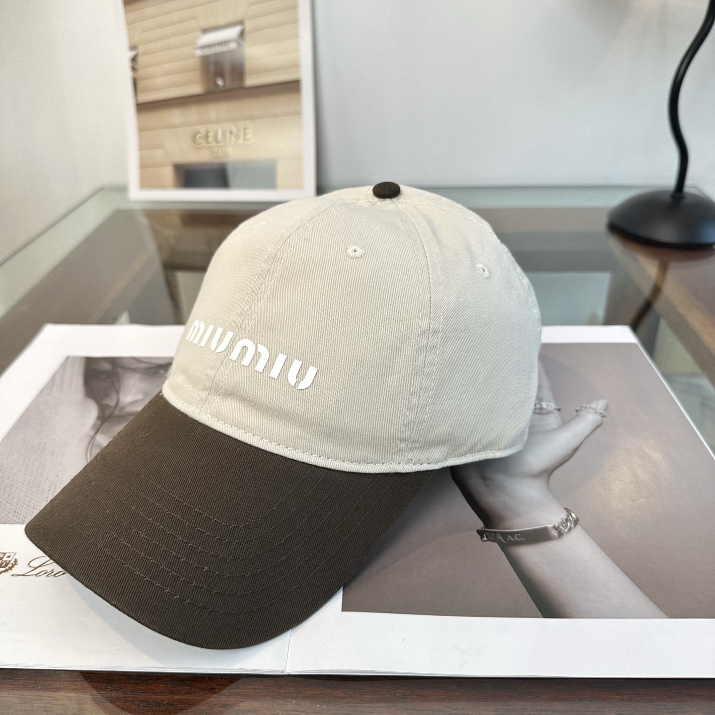 谬谬miumiu 原单 新款棒球帽，正品开模订制，原版做工细致质量超赞！