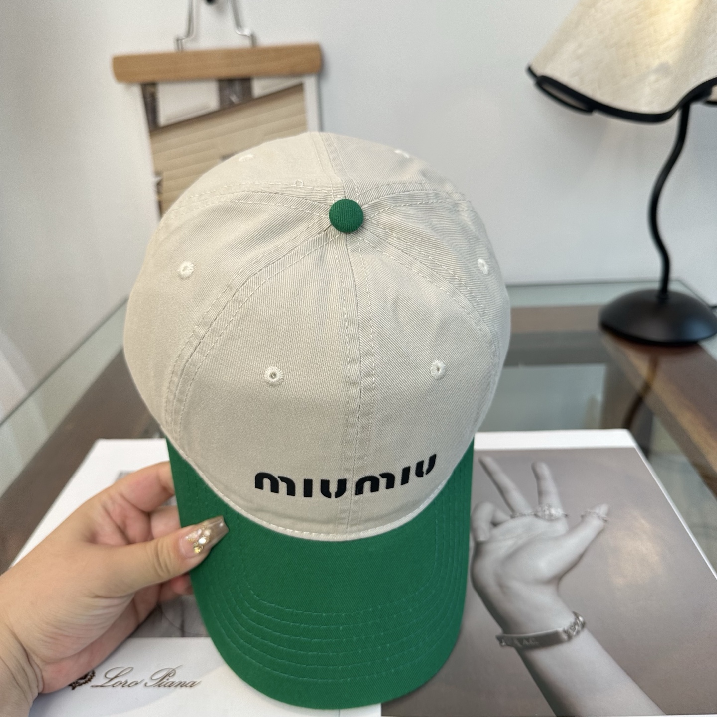 谬谬miumiu 原单 新款棒球帽，正品开模订制，原版做工细致质量超赞！