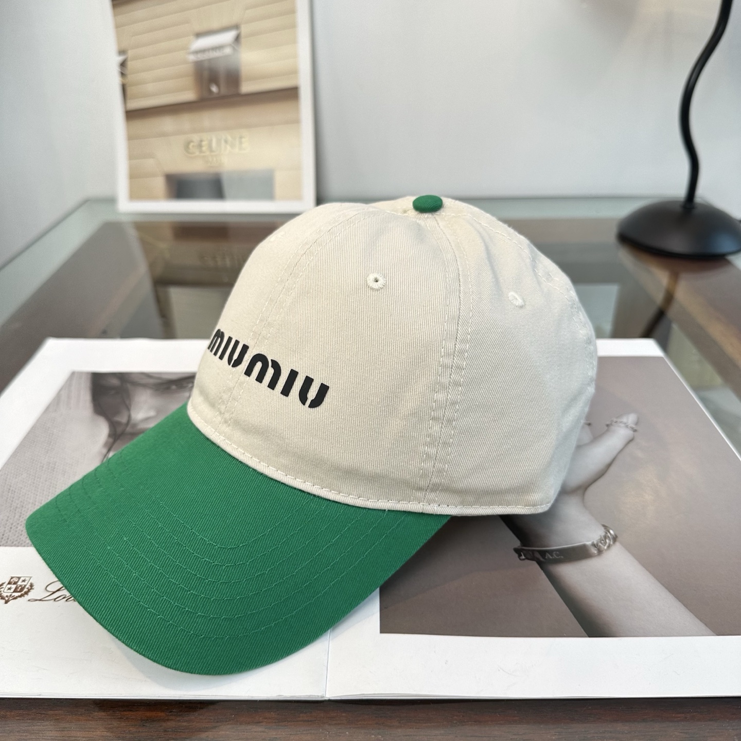 谬谬miumiu 原单 新款棒球帽，正品开模订制，原版做工细致质量超赞！