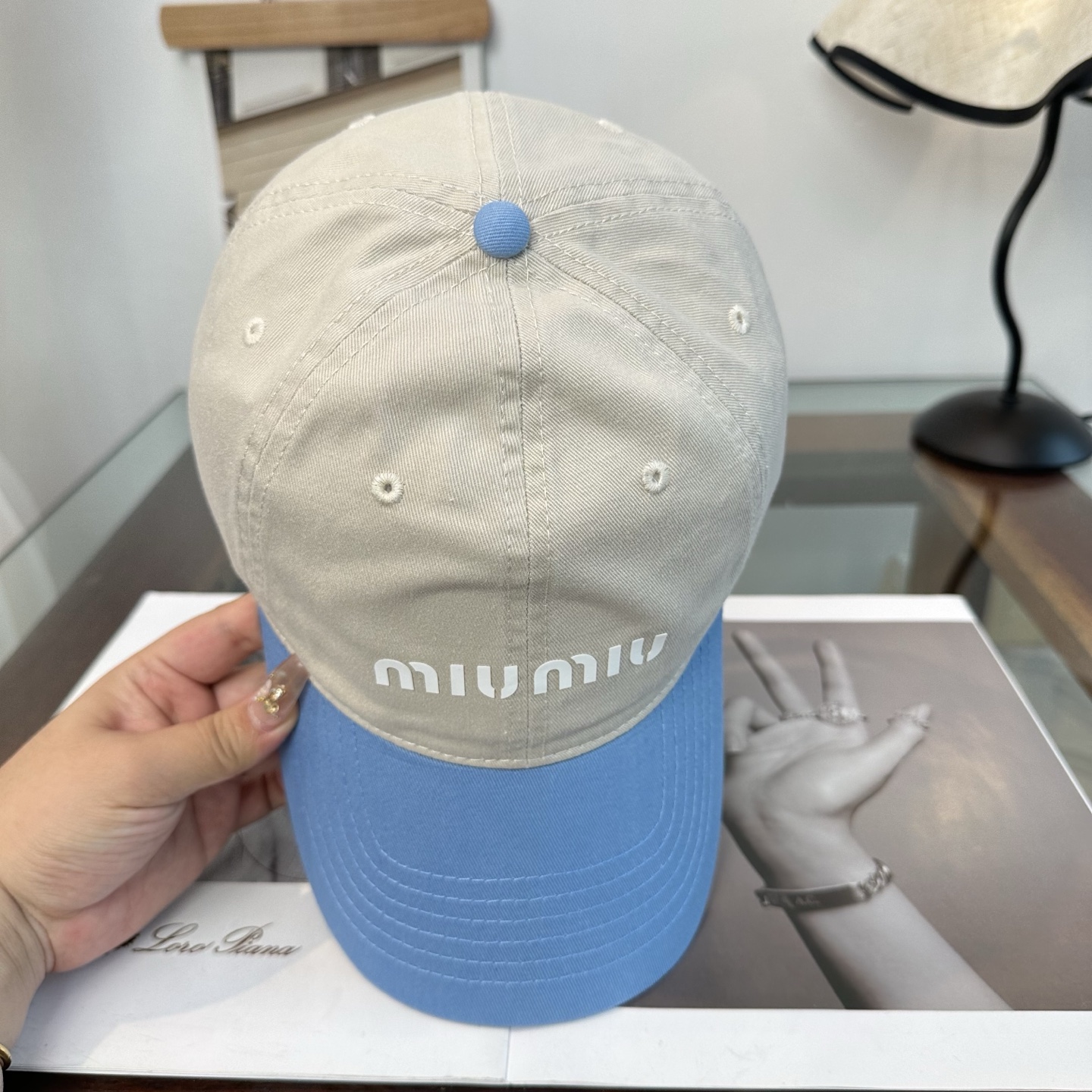 谬谬miumiu 原单 新款棒球帽，正品开模订制，原版做工细致质量超赞！