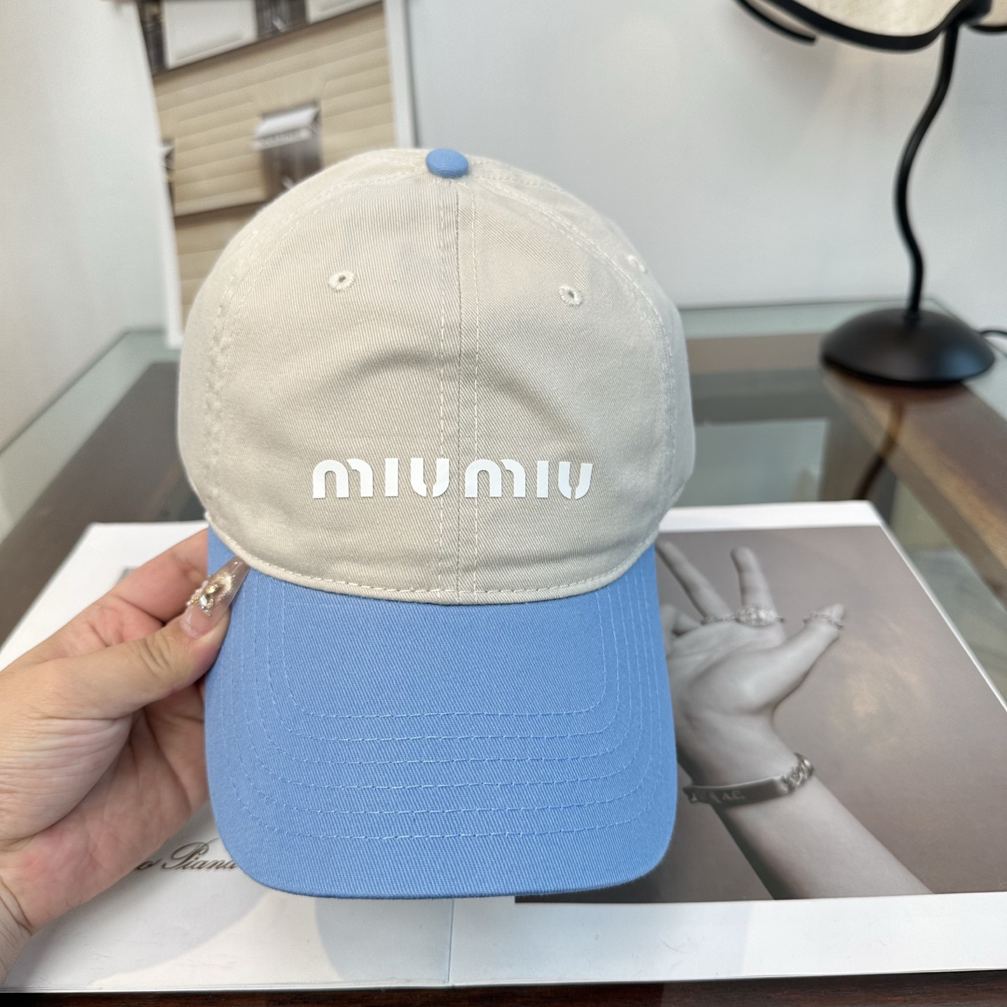 谬谬miumiu 原单 新款棒球帽，正品开模订制，原版做工细致质量超赞！