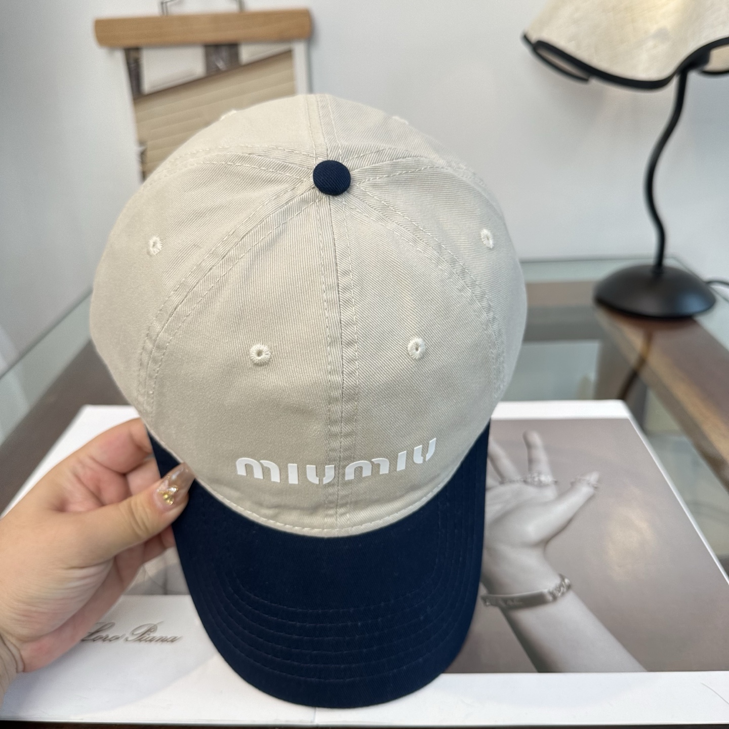谬谬miumiu 原单 新款棒球帽，正品开模订制，原版做工细致质量超赞！