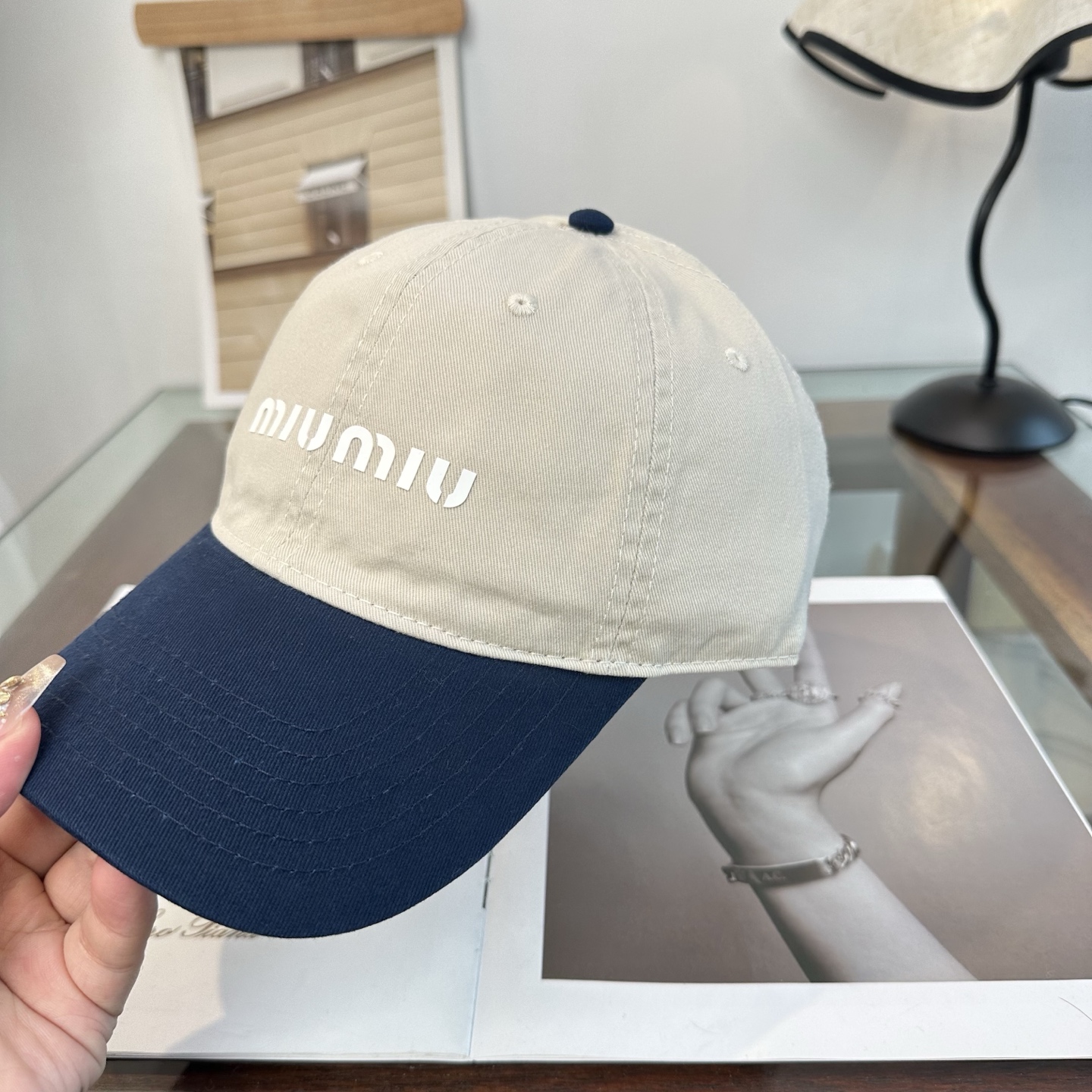 谬谬miumiu 原单 新款棒球帽，正品开模订制，原版做工细致质量超赞！