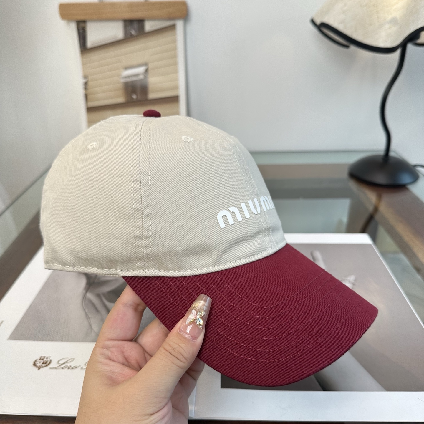 谬谬miumiu 原单 新款棒球帽，正品开模订制，原版做工细致质量超赞！
