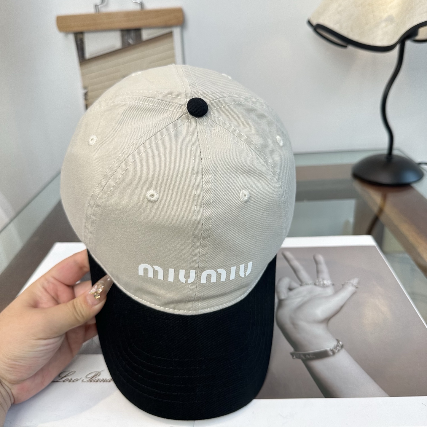 谬谬miumiu 原单 新款棒球帽，正品开模订制，原版做工细致质量超赞！