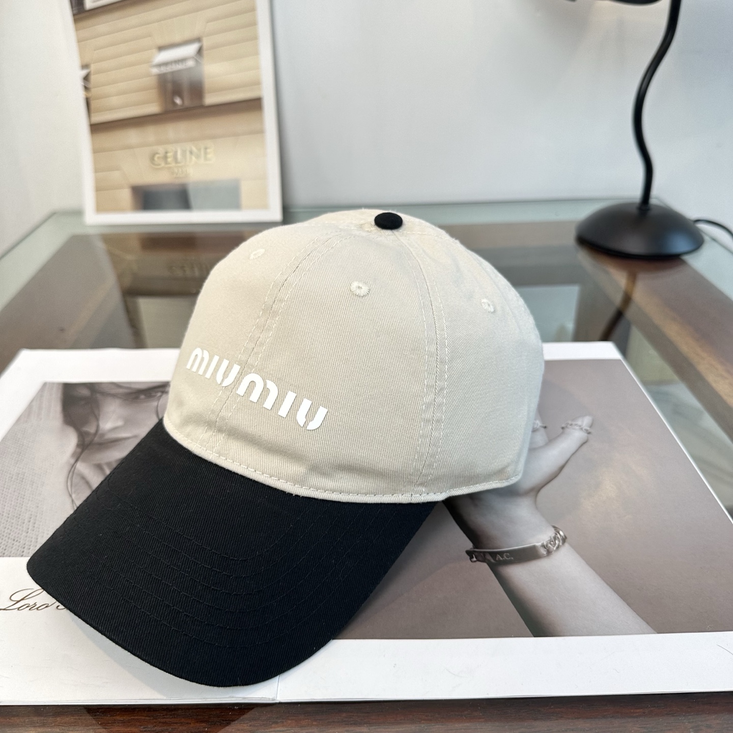 谬谬miumiu 原单 新款棒球帽，正品开模订制，原版做工细致质量超赞！