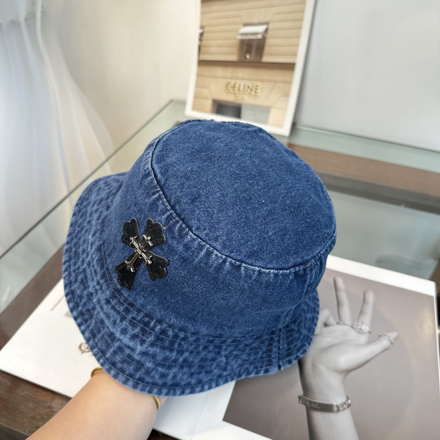 Chrome Hearts 克罗心 十字架 渔夫帽，男女同款。