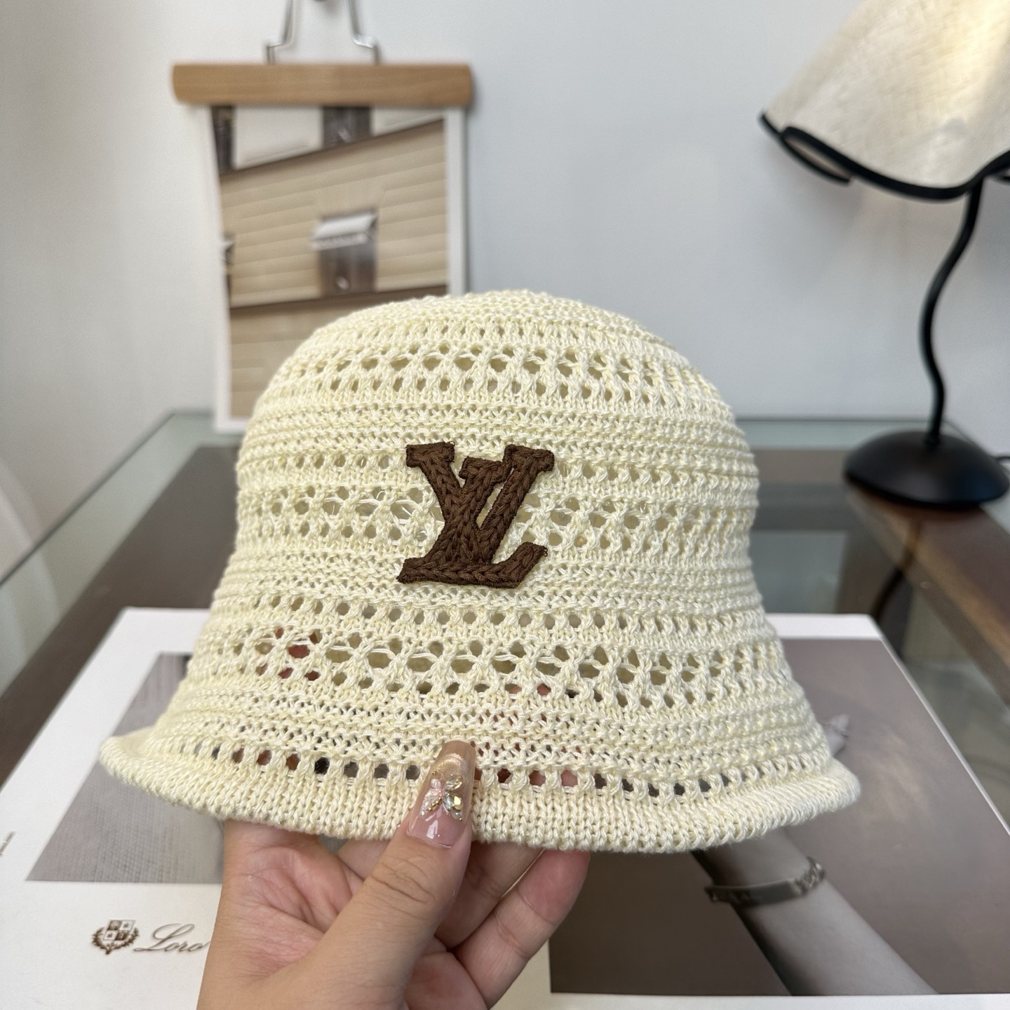LV 路易威登 2026新款可遮阳帽女透气渔夫帽度假旅游拍照时尚搭子