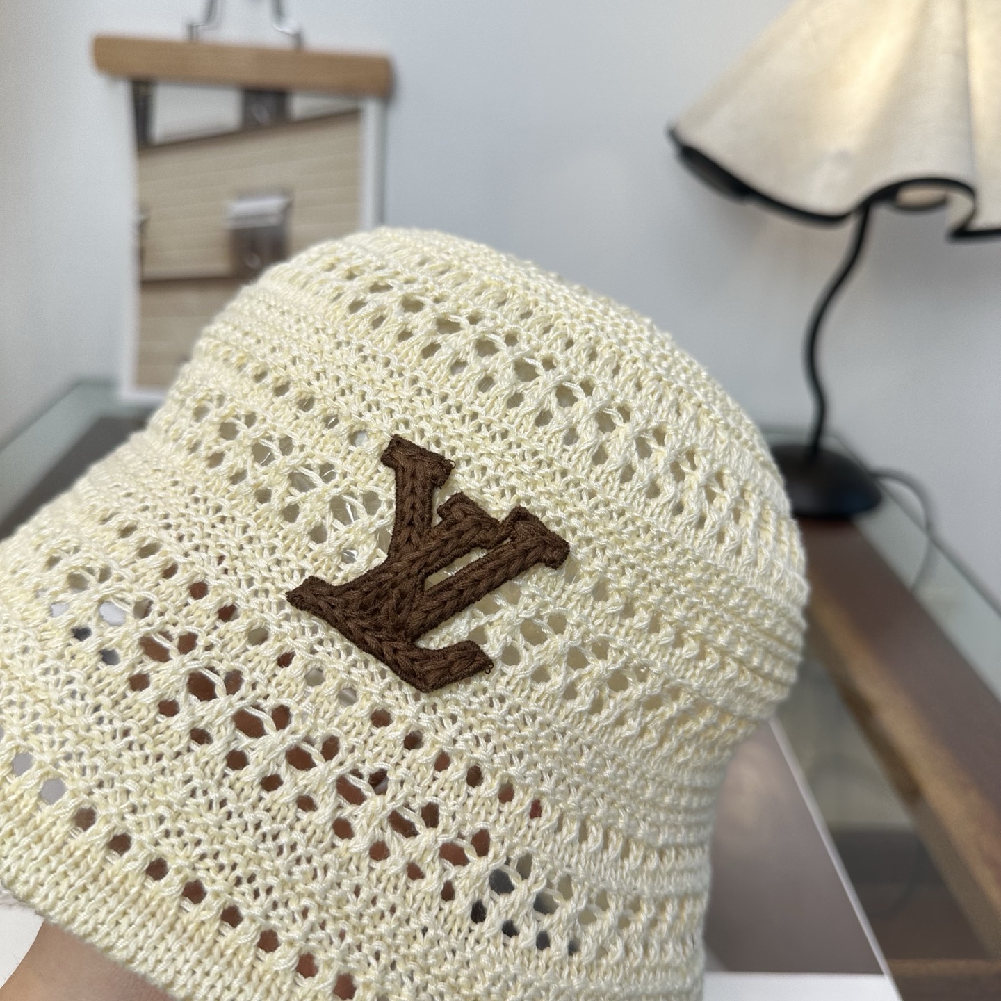 LV 路易威登 2026新款可遮阳帽女透气渔夫帽度假旅游拍照时尚搭子