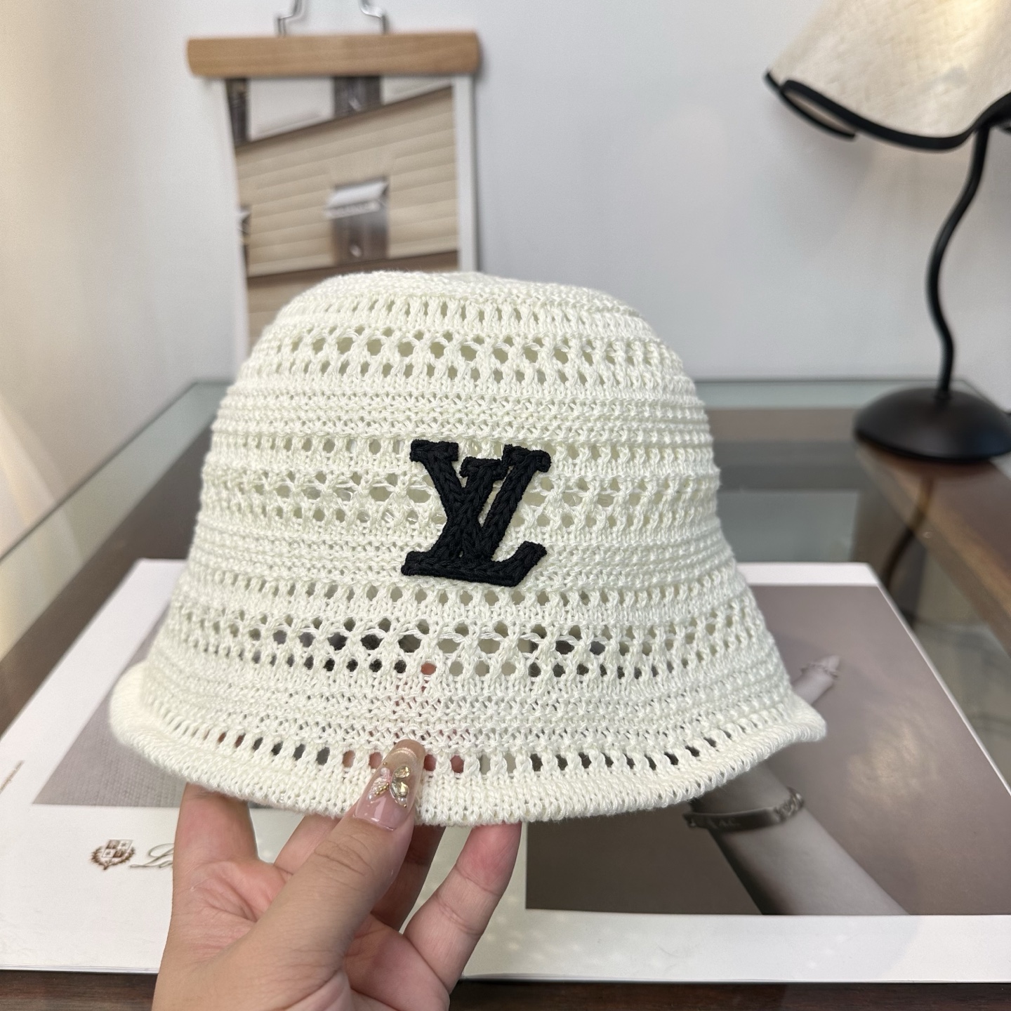LV 路易威登 2026新款可遮阳帽女透气渔夫帽度假旅游拍照时尚搭子