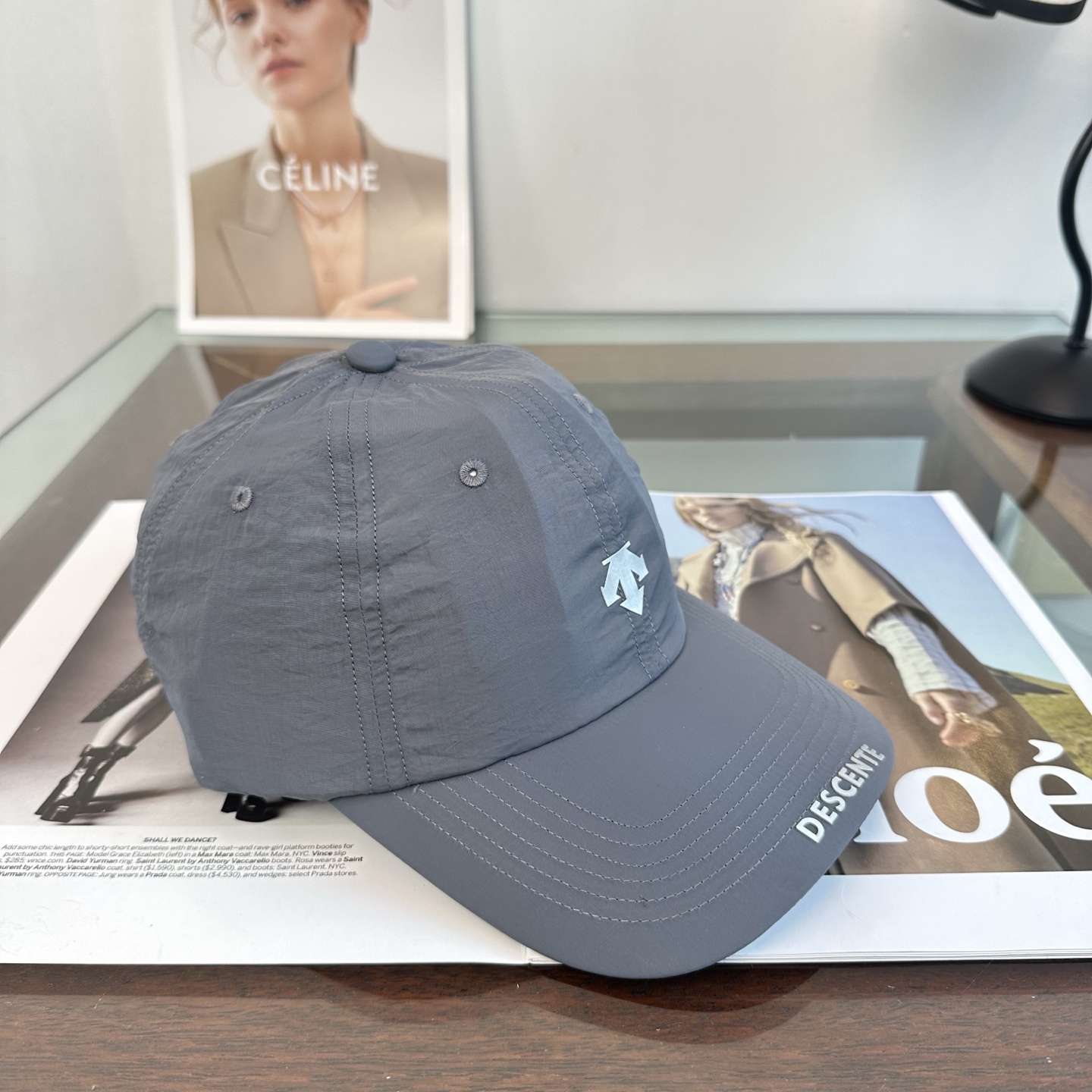 DESCENTE 潮牌棒球帽 简单休闲风的棒球帽 减龄百搭 适配度很高！简单随性~出街拍照拗造型非常加分