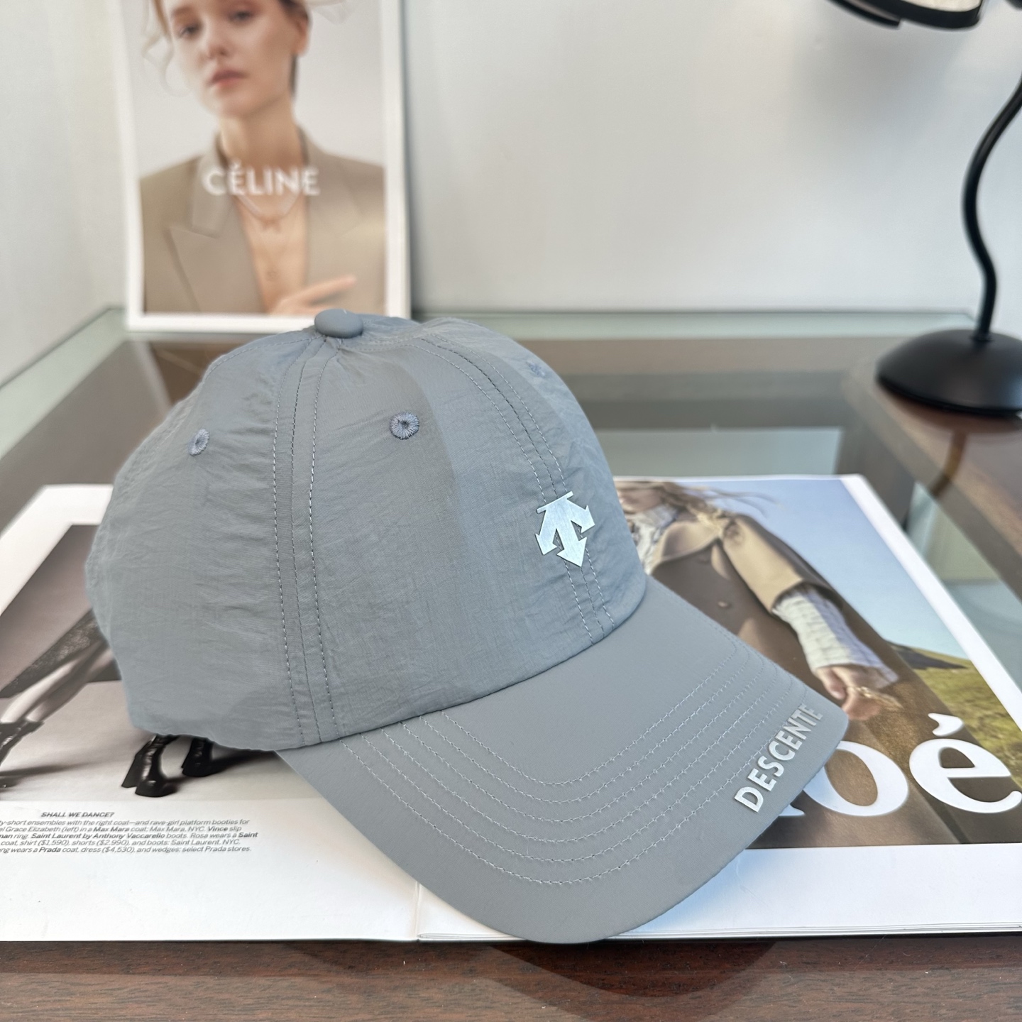 DESCENTE 潮牌棒球帽 简单休闲风的棒球帽 减龄百搭 适配度很高！简单随性~出街拍照拗造型非常加分