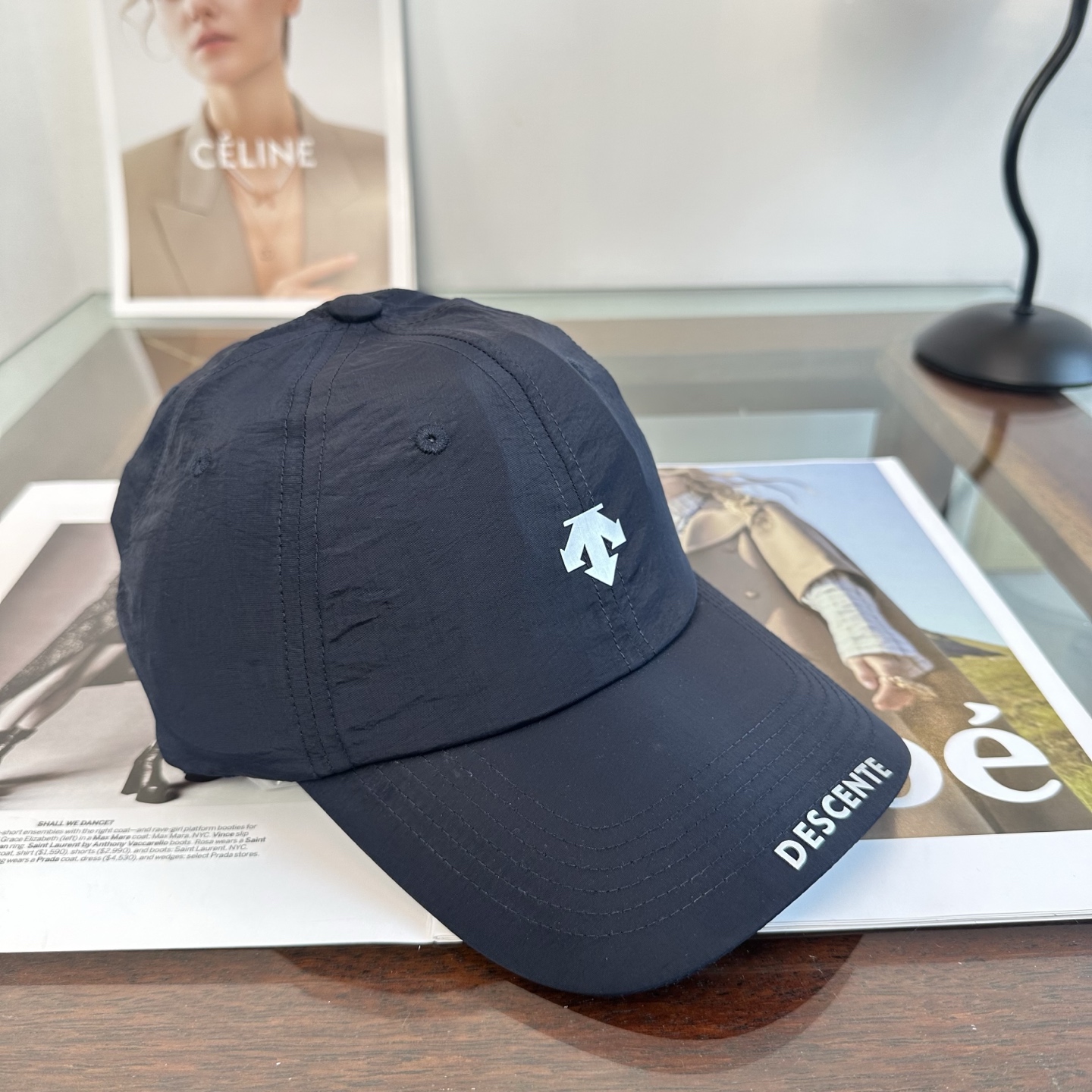 DESCENTE 潮牌棒球帽 简单休闲风的棒球帽 减龄百搭 适配度很高！简单随性~出街拍照拗造型非常加分