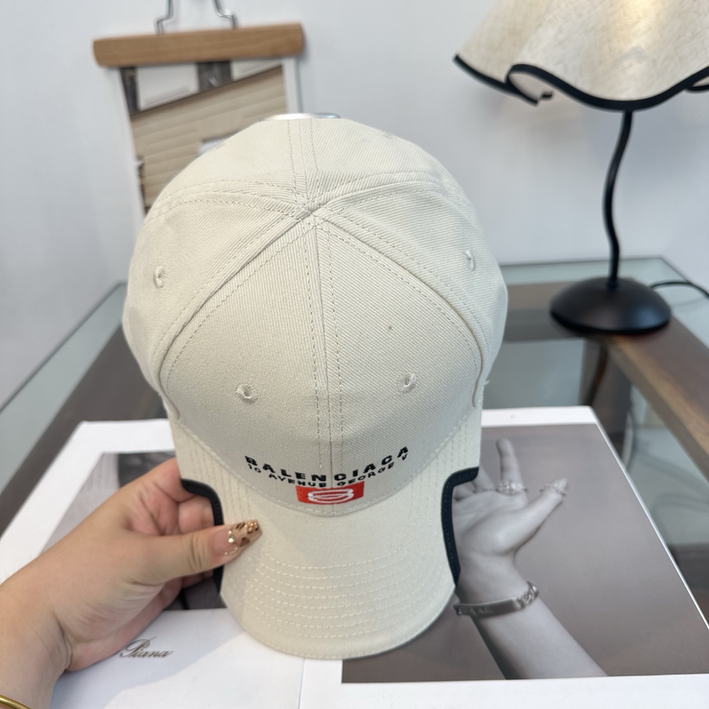 Balenciaga 新品Balenciaga 巴黎世家字母新款棒球帽