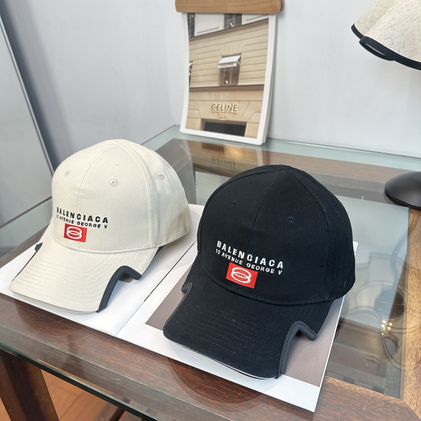 Balenciaga 新品Balenciaga 巴黎世家字母新款棒球帽