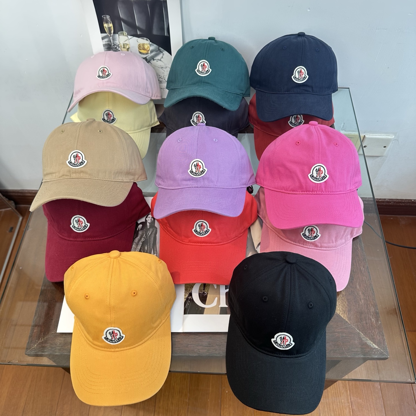 Moncler 新款棒球帽，重工打造 高端 ，百搭款