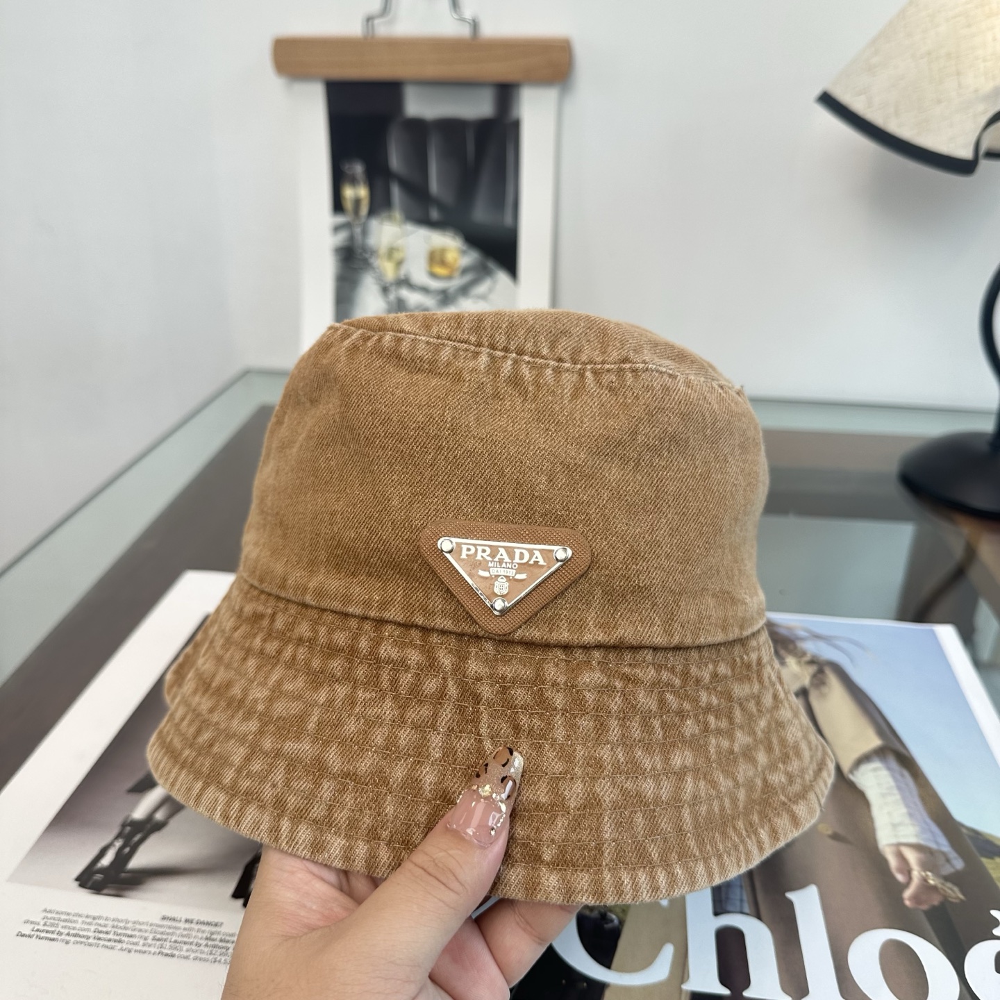 Prada 普拉达 Prada 三角标渔夫帽，显脸小 款超好搭配，赶紧入手