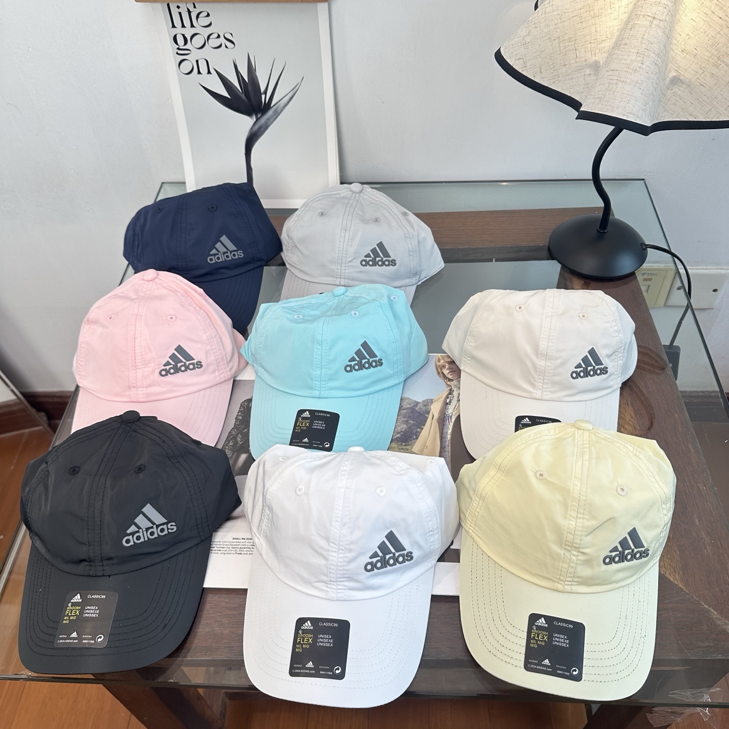 Unknown Adidas阿迪达斯高版棒球帽，细节做工都很 ，面料超舒服 百搭款