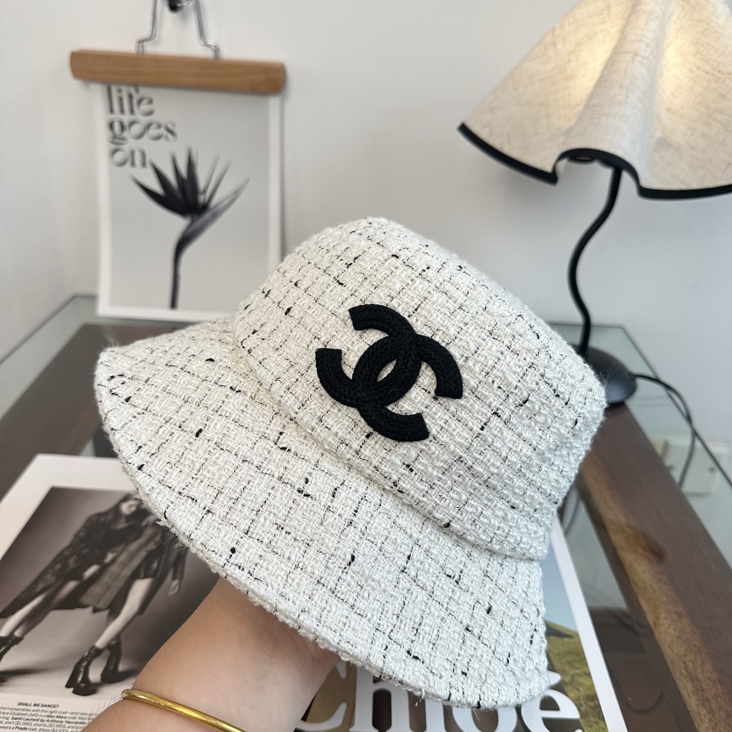 Chanel CHANEL香奈儿 渔夫帽 款 轻盈透气。完美版型，对格精准无误， 品质，独家 摄，男女适用