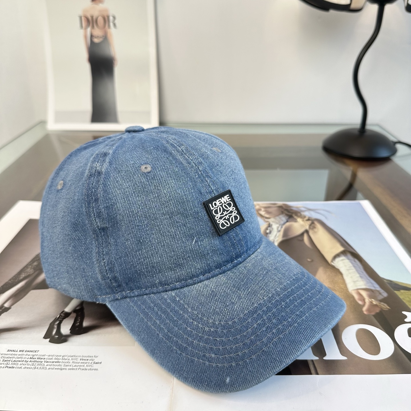 Loewe LOEWE【罗意威】新款棒球帽， 同步 ， 款超好搭配，赶紧入手