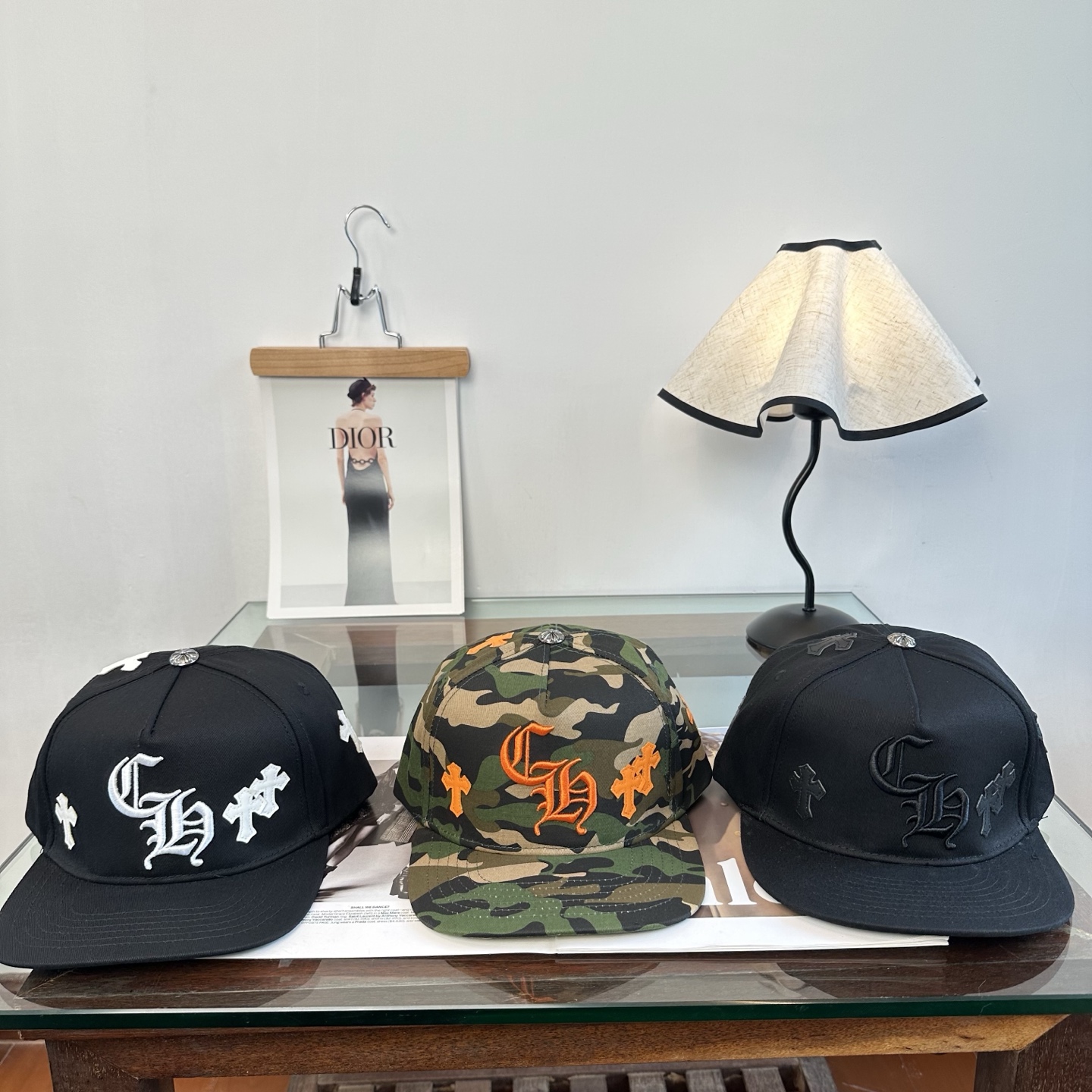 Chrome Hearts Chrome hearts 克罗心 新款十字架 高品质棒球帽，高端定制版 博主同款 墙裂推荐 质量巨好 谁戴谁 ~
