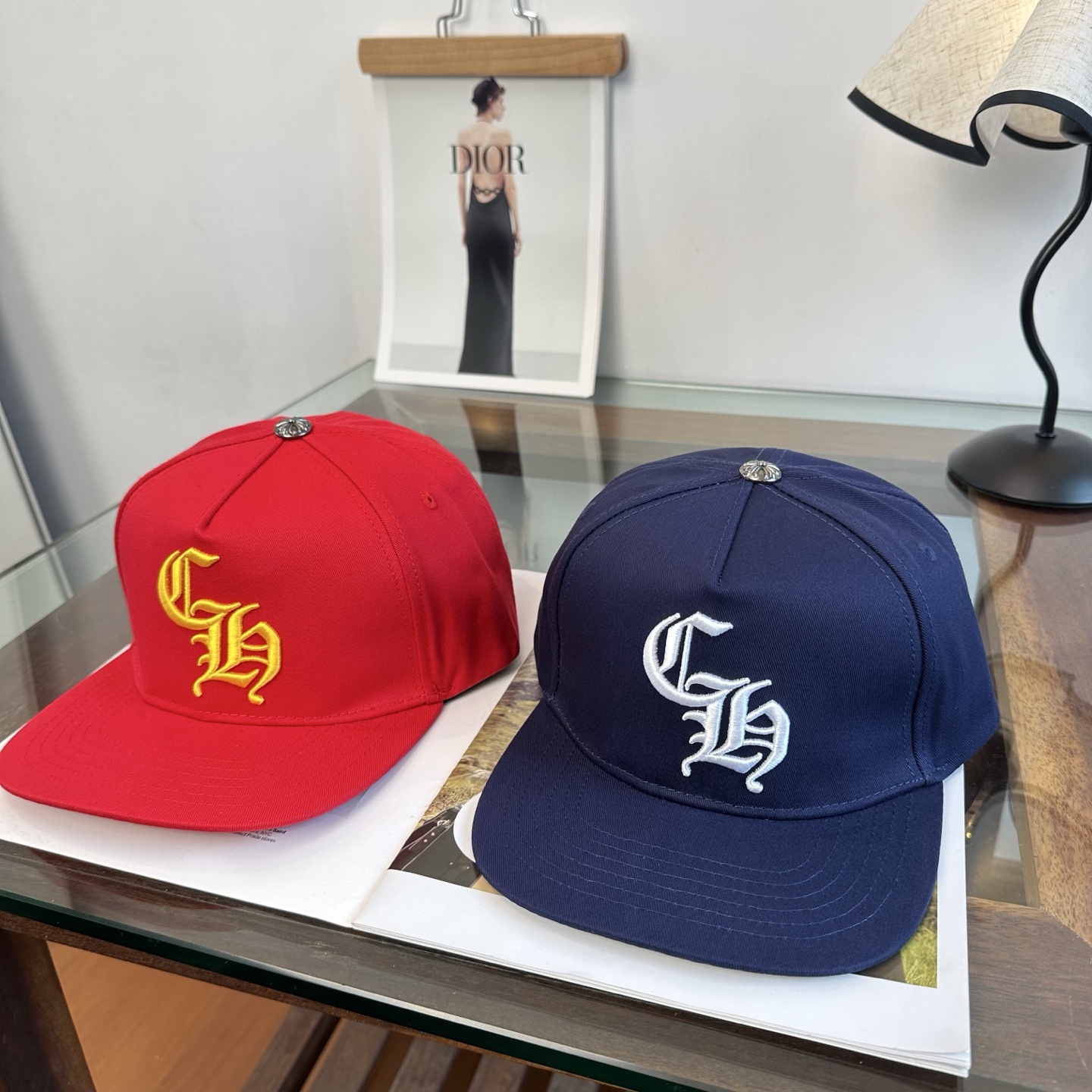 Chrome Hearts Chrome hearts 克罗心 新款十字架 高品质棒球帽，高端定制版 博主同款 墙裂推荐 质量巨好 谁戴谁 ~