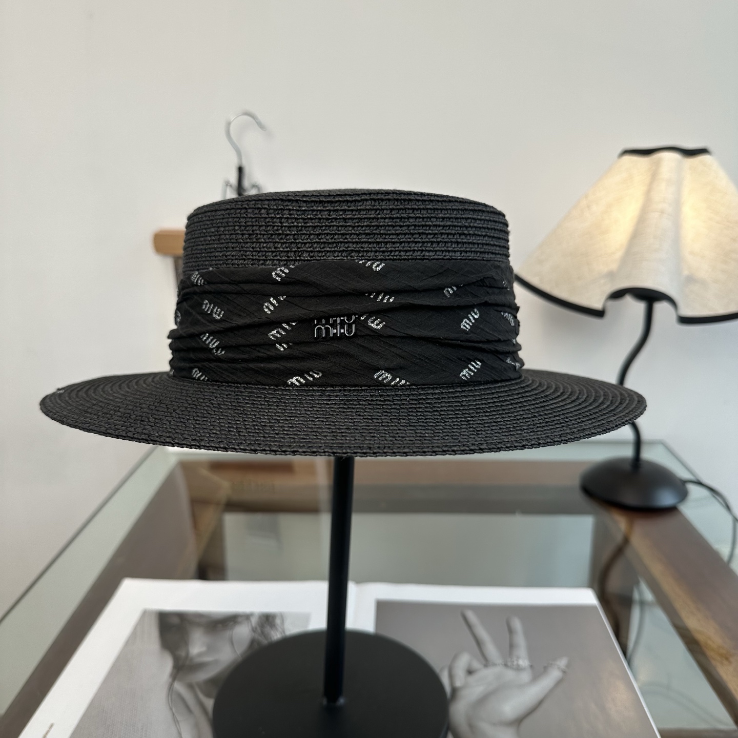 Miu Miu miumiu缪缪 2026新款平顶草帽 夏天海边首选～