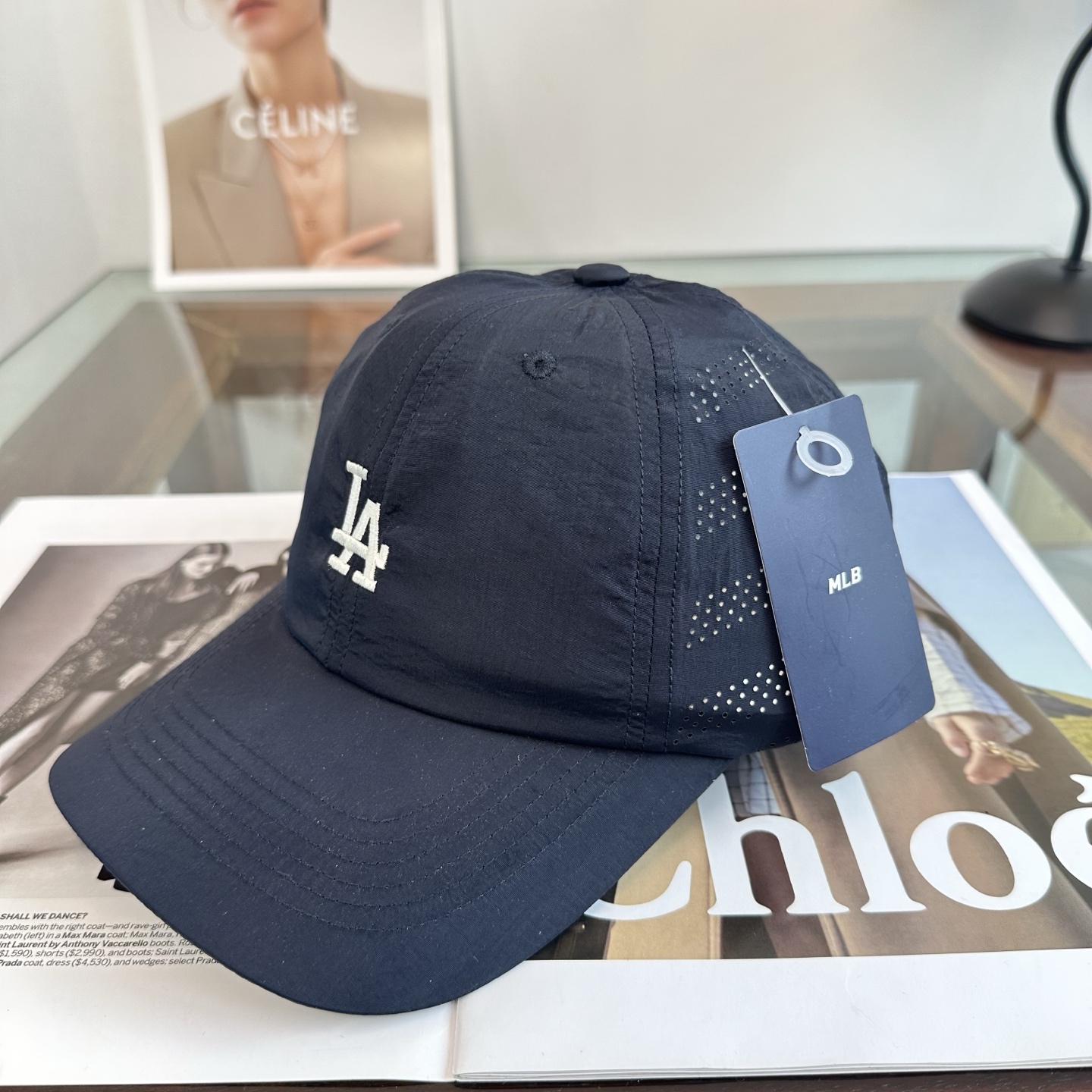 LA 棒球帽纯色系给足街头风，时尚达人挚爱的色调精选效果超完美！细节做工无可挑剔！男女同款！