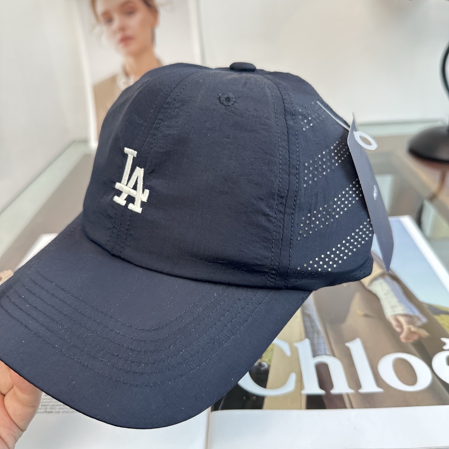 LA 棒球帽纯色系给足街头风，时尚达人挚爱的色调精选效果超完美！细节做工无可挑剔！男女同款！