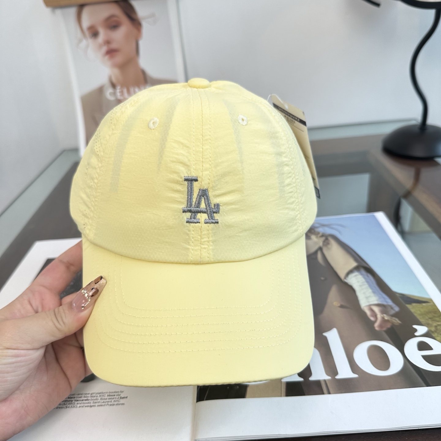 LA 棒球帽纯色系给足街头风，时尚达人挚爱的色调精选效果超完美！细节做工无可挑剔！男女同款！