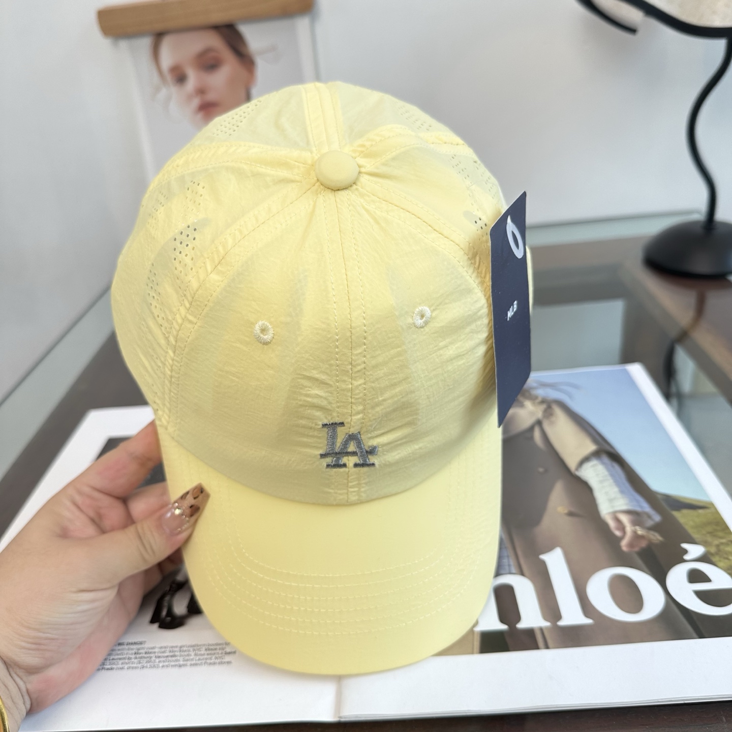 LA 棒球帽纯色系给足街头风，时尚达人挚爱的色调精选效果超完美！细节做工无可挑剔！男女同款！