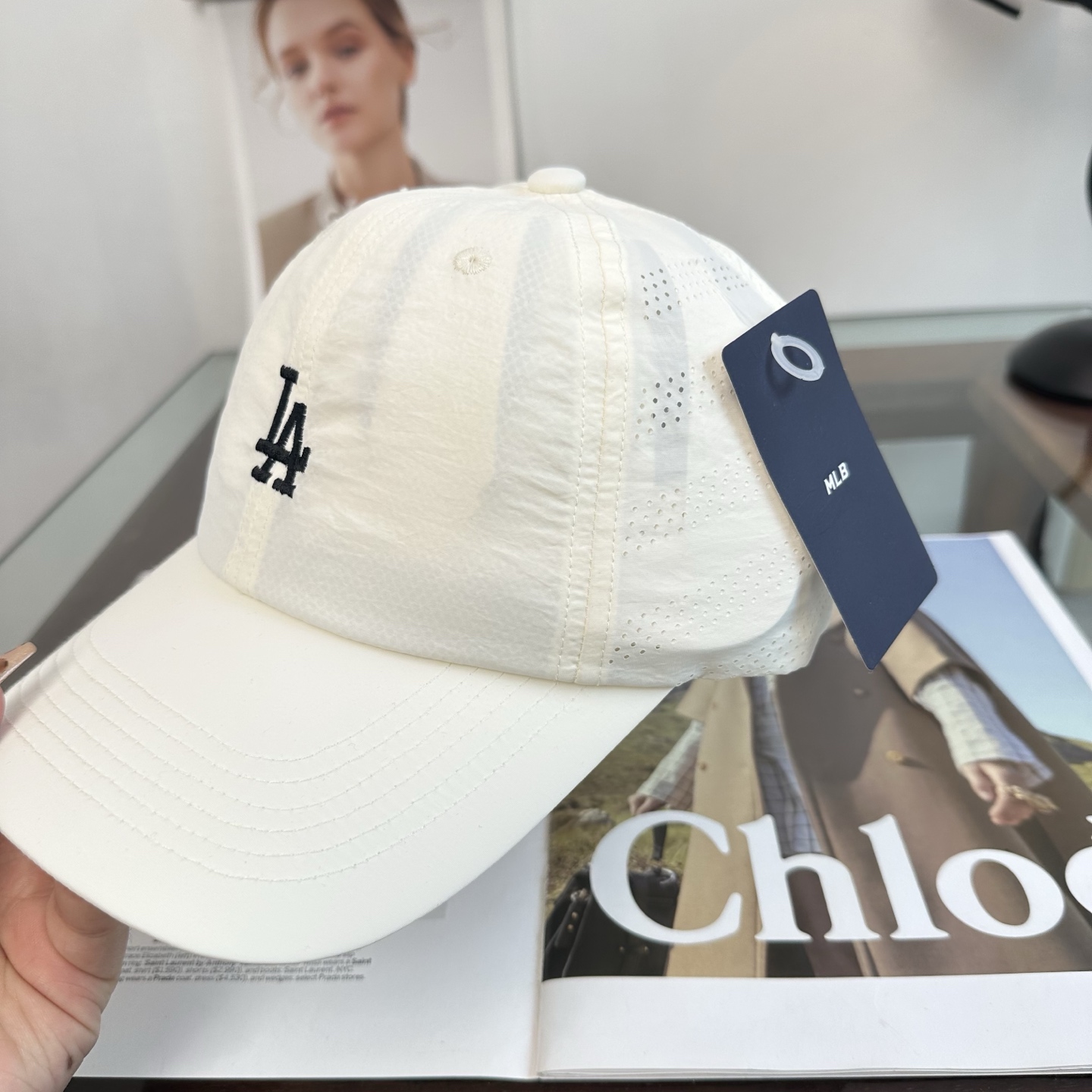 LA 棒球帽纯色系给足街头风，时尚达人挚爱的色调精选效果超完美！细节做工无可挑剔！男女同款！
