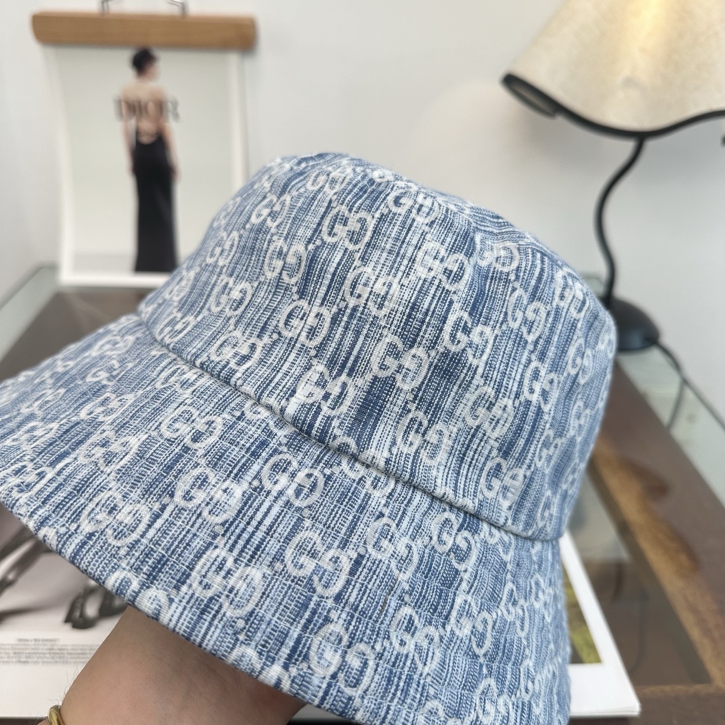 Gucci GUCCI 古奇 渔夫帽 款 轻盈透气。完美版型，对格精准无误， 品质，独家 摄，男女适用
