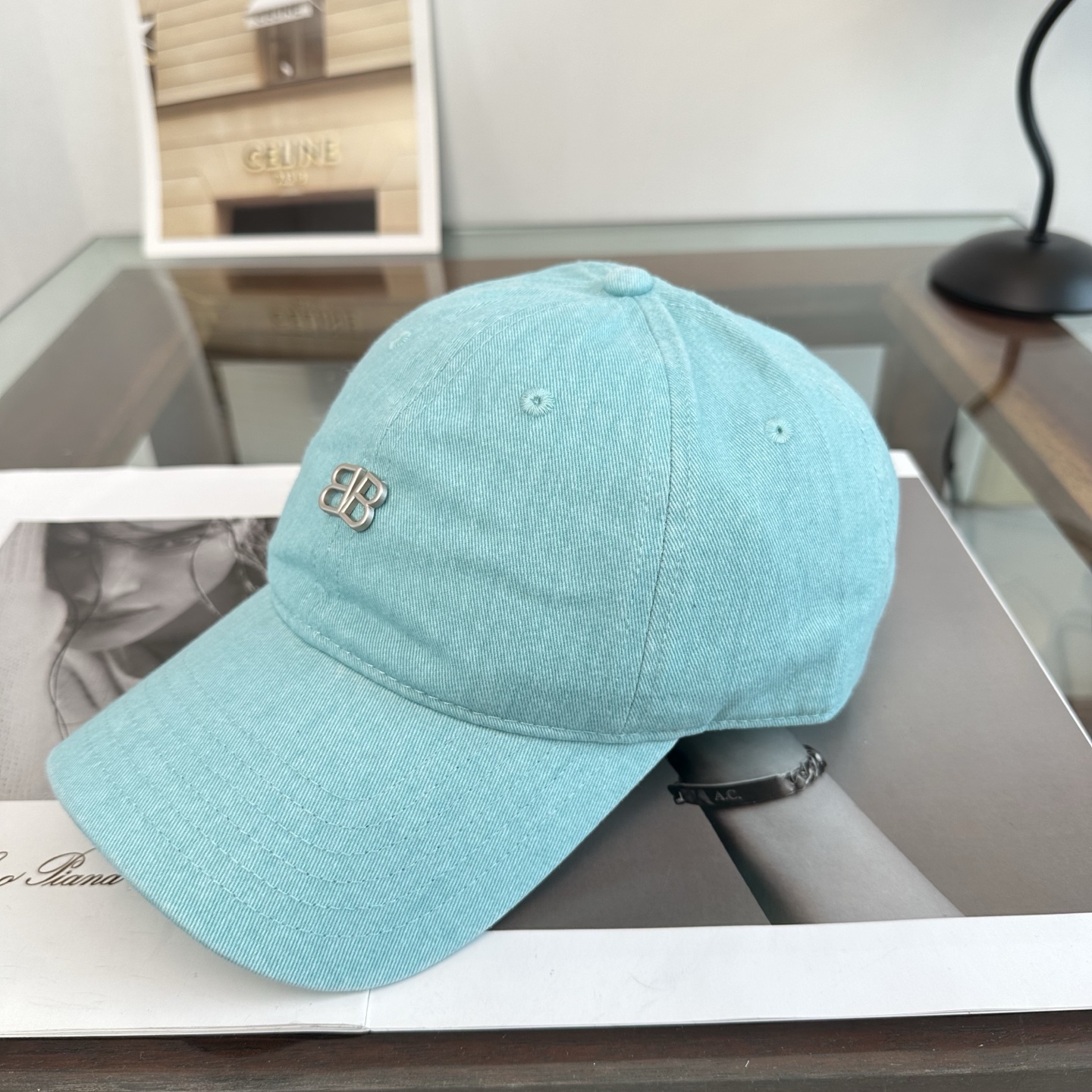 新品Balenciaga 巴黎世家字母新款棒球帽 现货秒发🧢简约时尚超级无敌好看的帽子！情侣款！