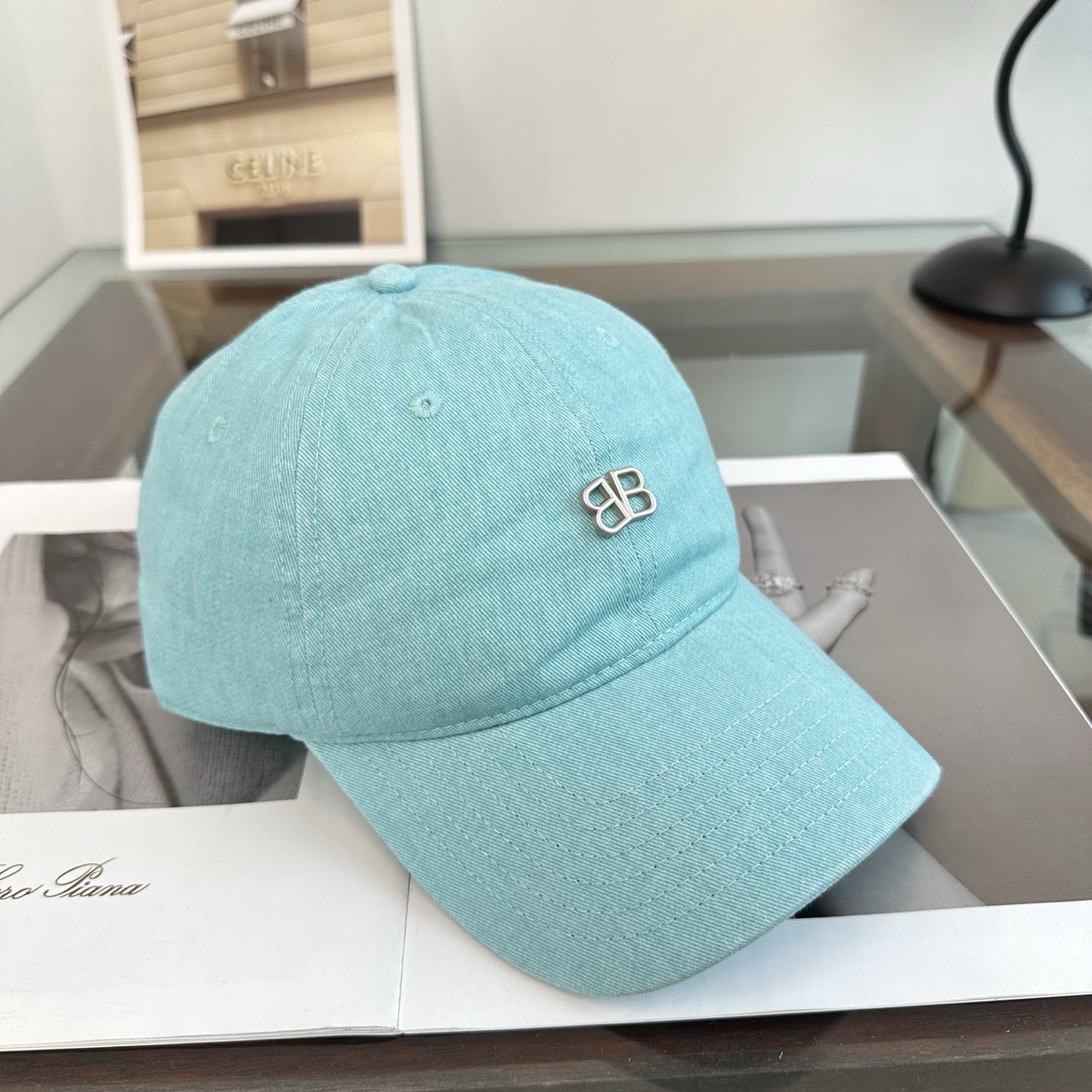 新品Balenciaga 巴黎世家字母新款棒球帽 现货秒发🧢简约时尚超级无敌好看的帽子！情侣款！