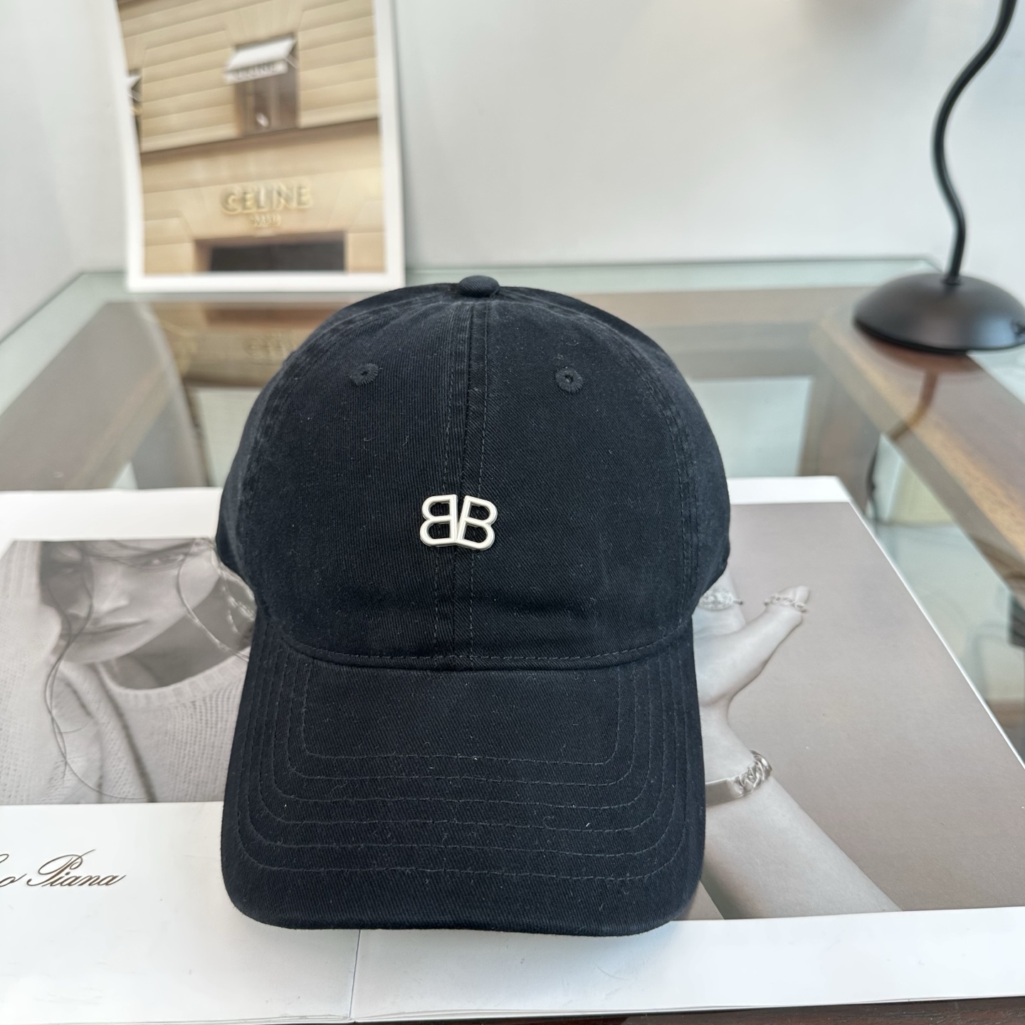 新品Balenciaga 巴黎世家字母新款棒球帽 现货秒发🧢简约时尚超级无敌好看的帽子！情侣款！