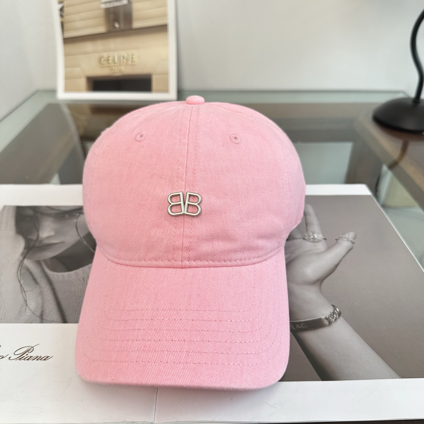 Balenciaga 新品Balenciaga 巴黎世家字母新款棒球帽