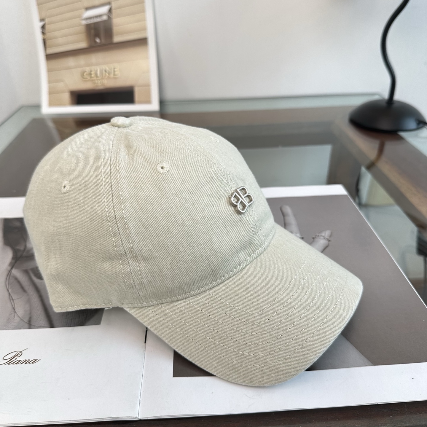新品Balenciaga 巴黎世家字母新款棒球帽 现货秒发🧢简约时尚超级无敌好看的帽子！情侣款！