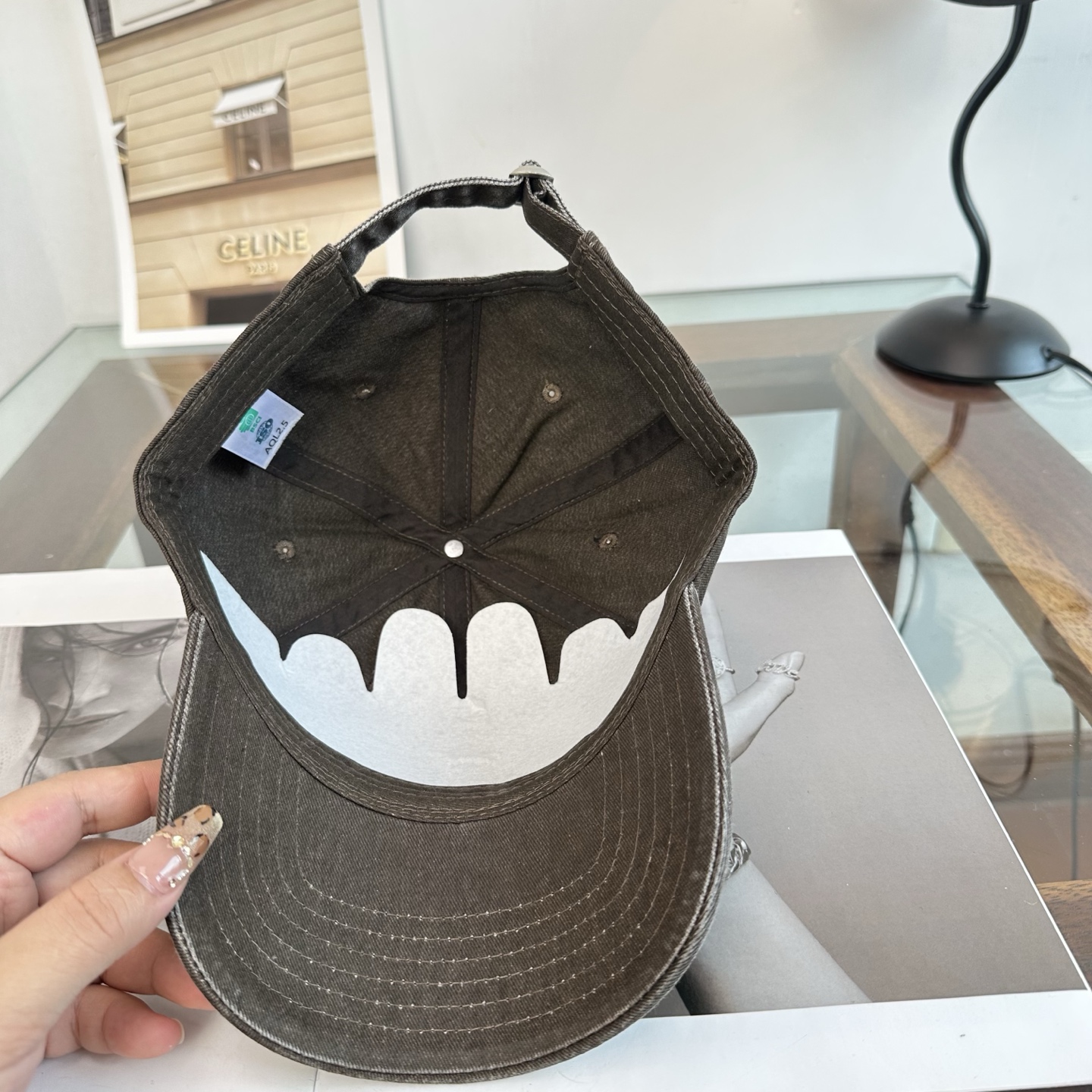 新品Balenciaga 巴黎世家字母新款棒球帽 现货秒发🧢简约时尚超级无敌好看的帽子！情侣款！