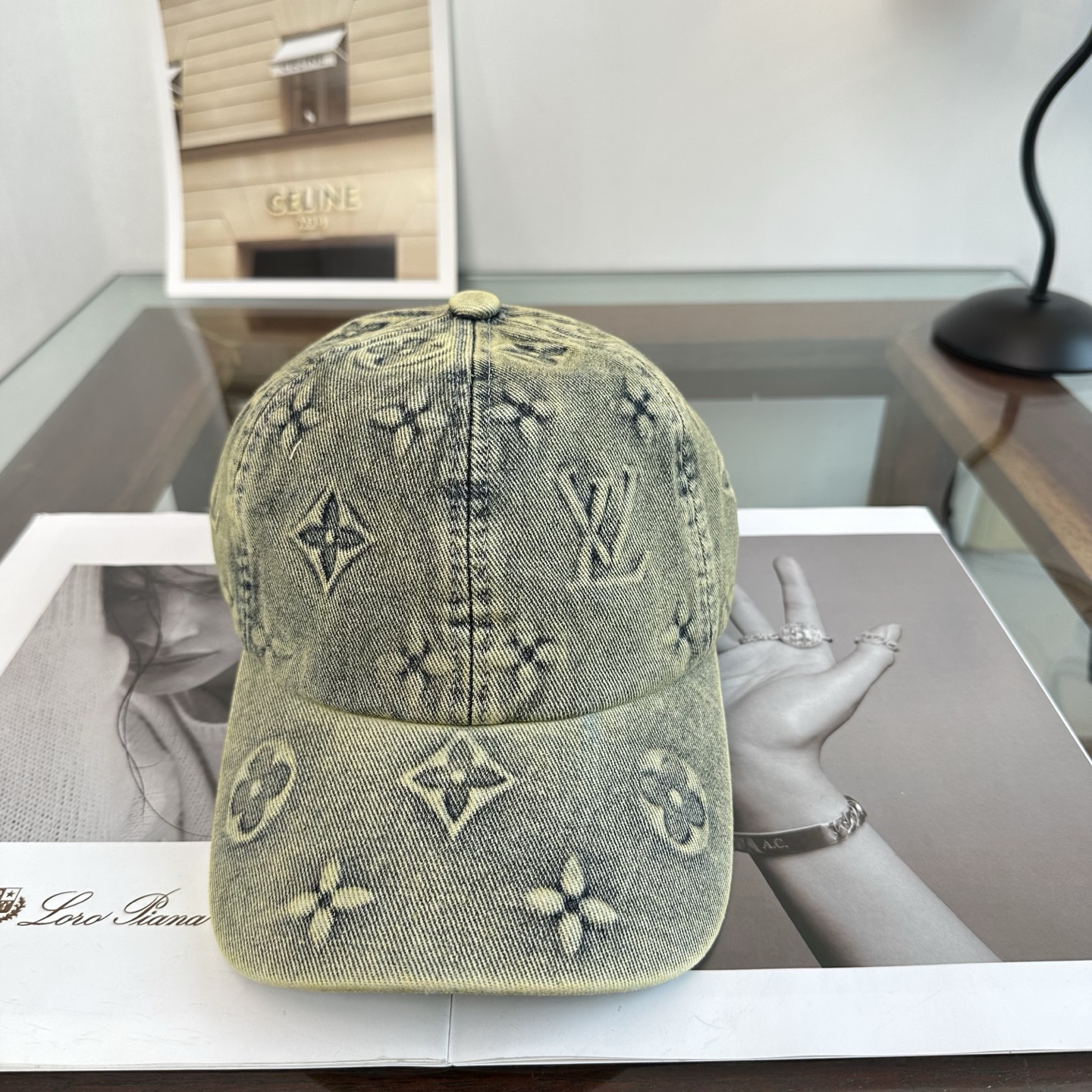Louis Vuitton LouisVuitton 新款LV棒球帽，重工打造 高端 ，百搭款