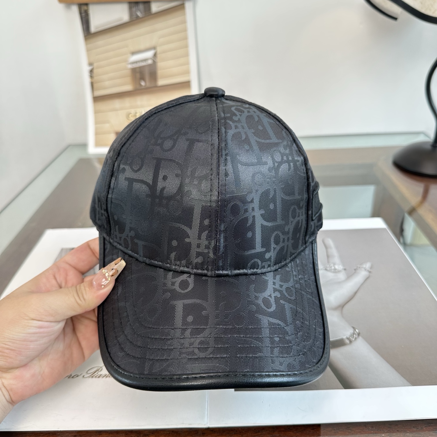DIOR迪奥 官网同步新款发布 D家棒球帽🧢超级火爆