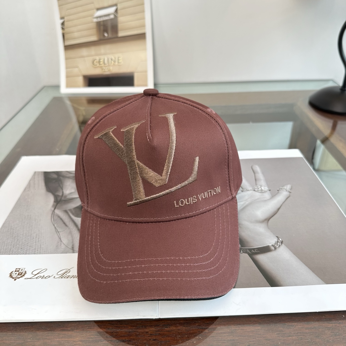 Louis Vuitton LouisVuitton 新款LV棒球帽，重工打造 高端 ，百搭款