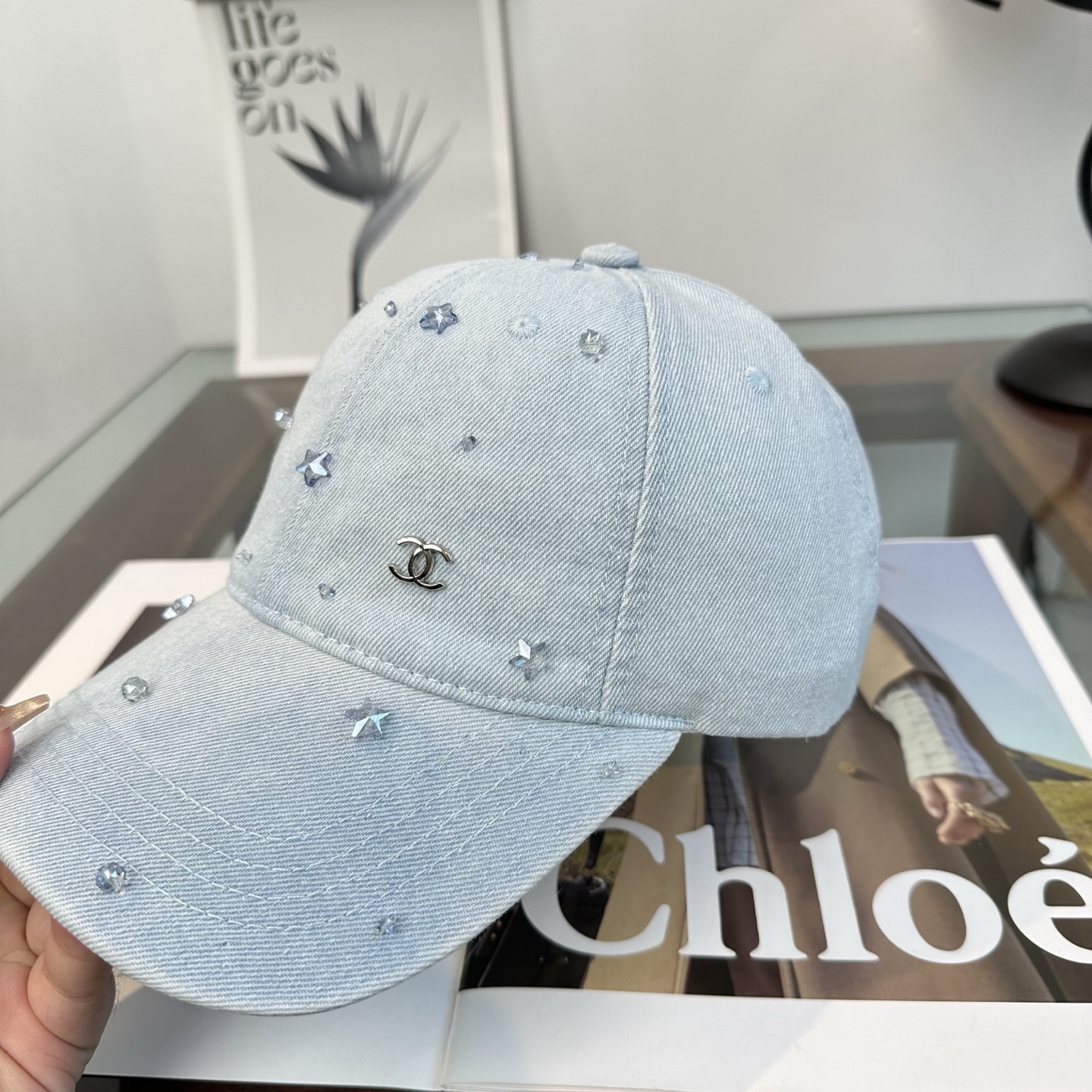 Chanel 遮阳又超好搭配，出街单品 高货版本
