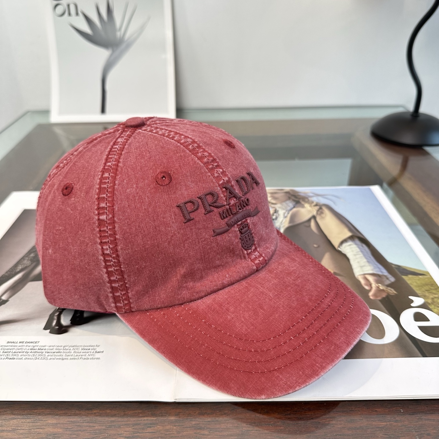 Prada 棒球帽