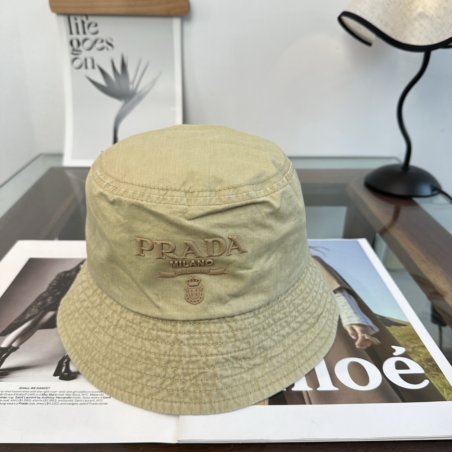 Prada 普拉达 Prada 渔夫帽，显脸小 款超好搭配，赶紧入手
