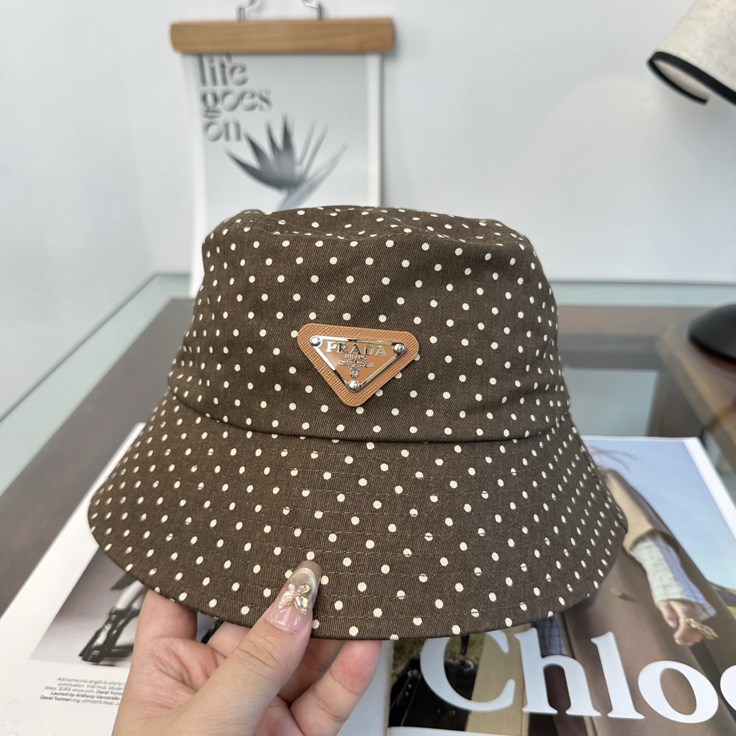 Prada 普拉达 Prada 渔夫帽，显脸小 款超好搭配，赶紧入手