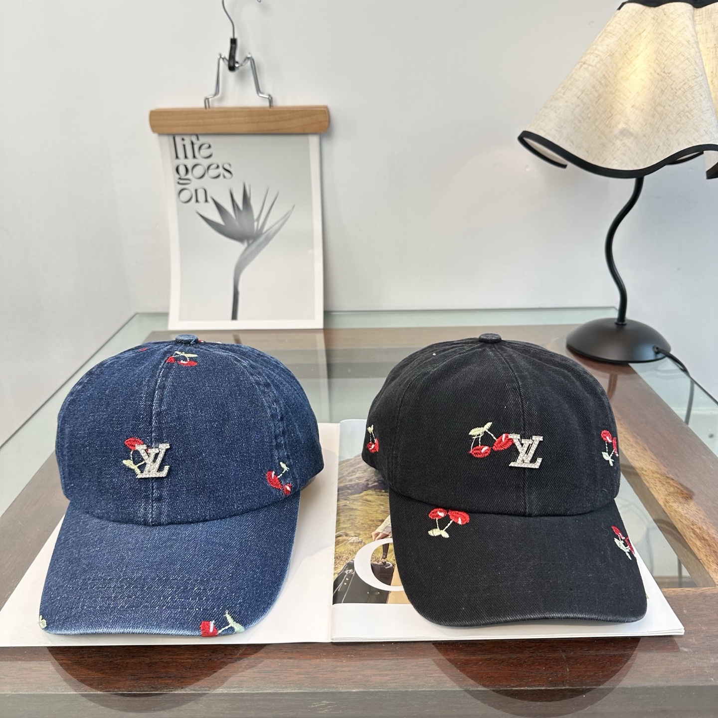 Louis Vuitton LouisVuitton 新款LV棒球帽，重工打造 高端 ，百搭款