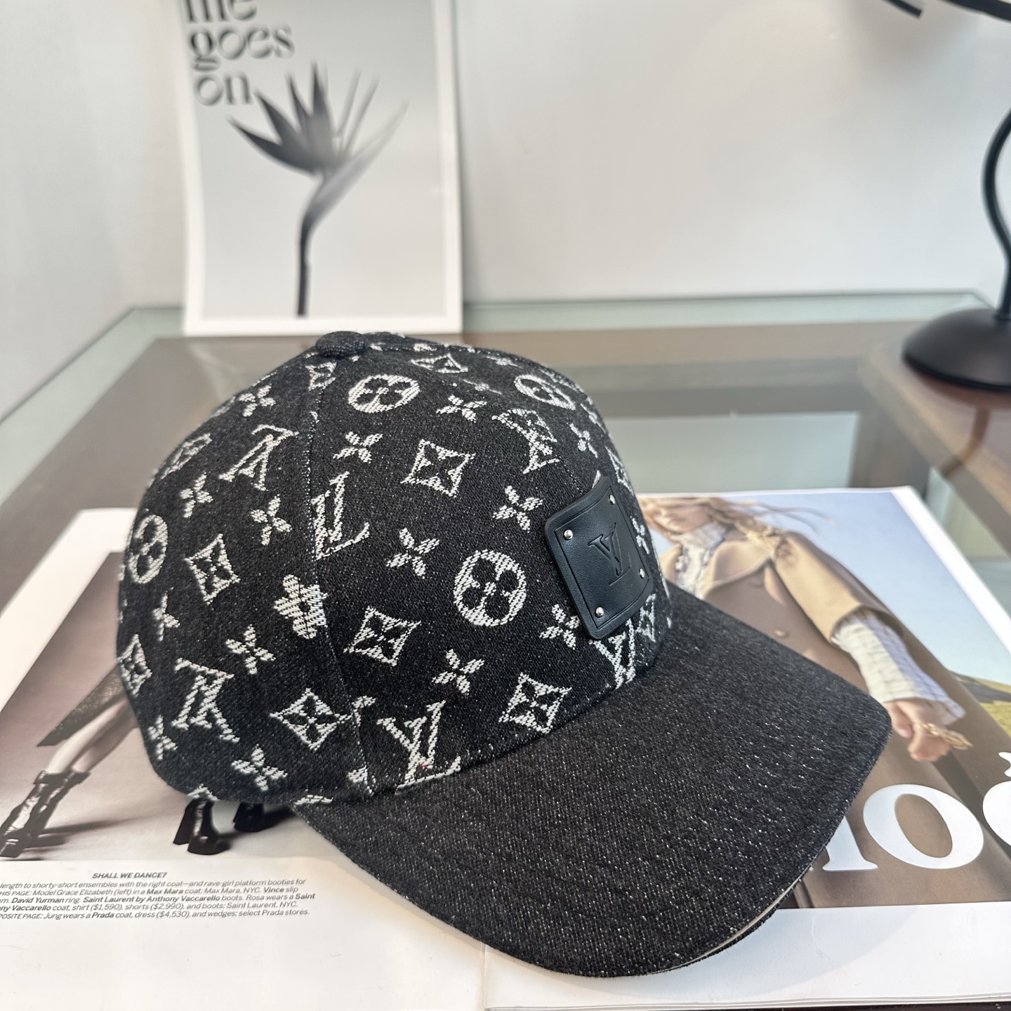 🧢路易威登棒球帽 LouisVuitton😍新款LV棒球帽，重工打造♥️高端大气，百搭款🤗男女通用！