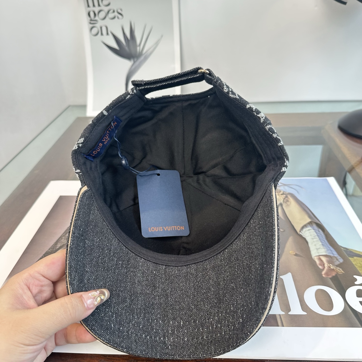 🧢路易威登棒球帽 LouisVuitton😍新款LV棒球帽，重工打造♥️高端大气，百搭款🤗男女通用！